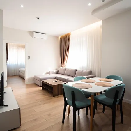 Aparthotel Elite *