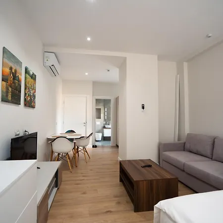 Aparthotel Elite *